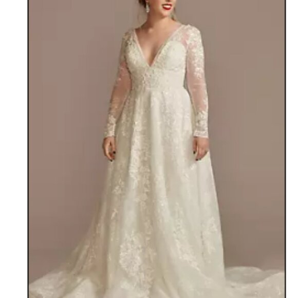 Oleg Cassini Ivory Lace Wedding Gown - Picture 1 of 10